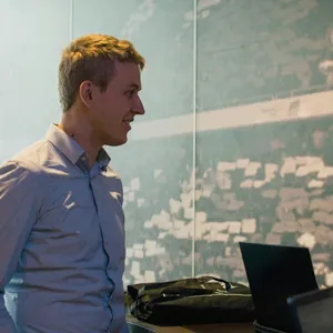 Foto van Rien Heuver tijdens een workshop